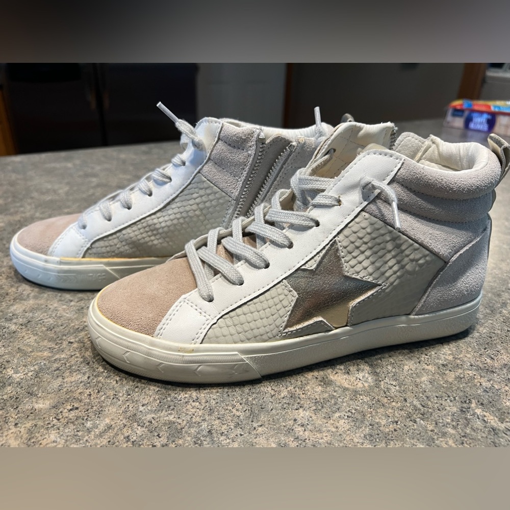 Converse vintage gold star